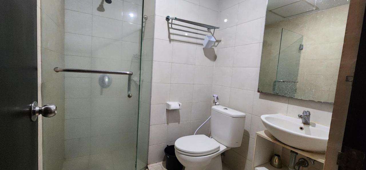 Apartemen Solo Paragon By Cariapartemen-Id Bonorejo ภายนอก รูปภาพ